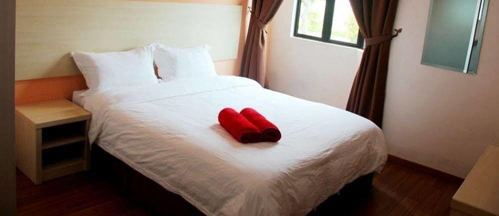 Hotel Oyo 1158 906 Airport Melaka Zewnętrze zdjęcie