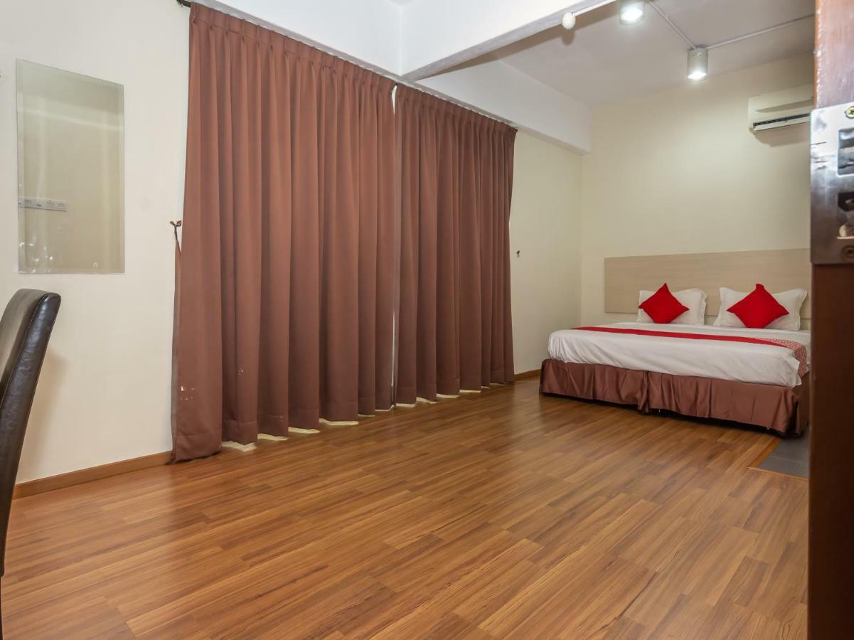 Hotel Oyo 1158 906 Airport Melaka Zewnętrze zdjęcie