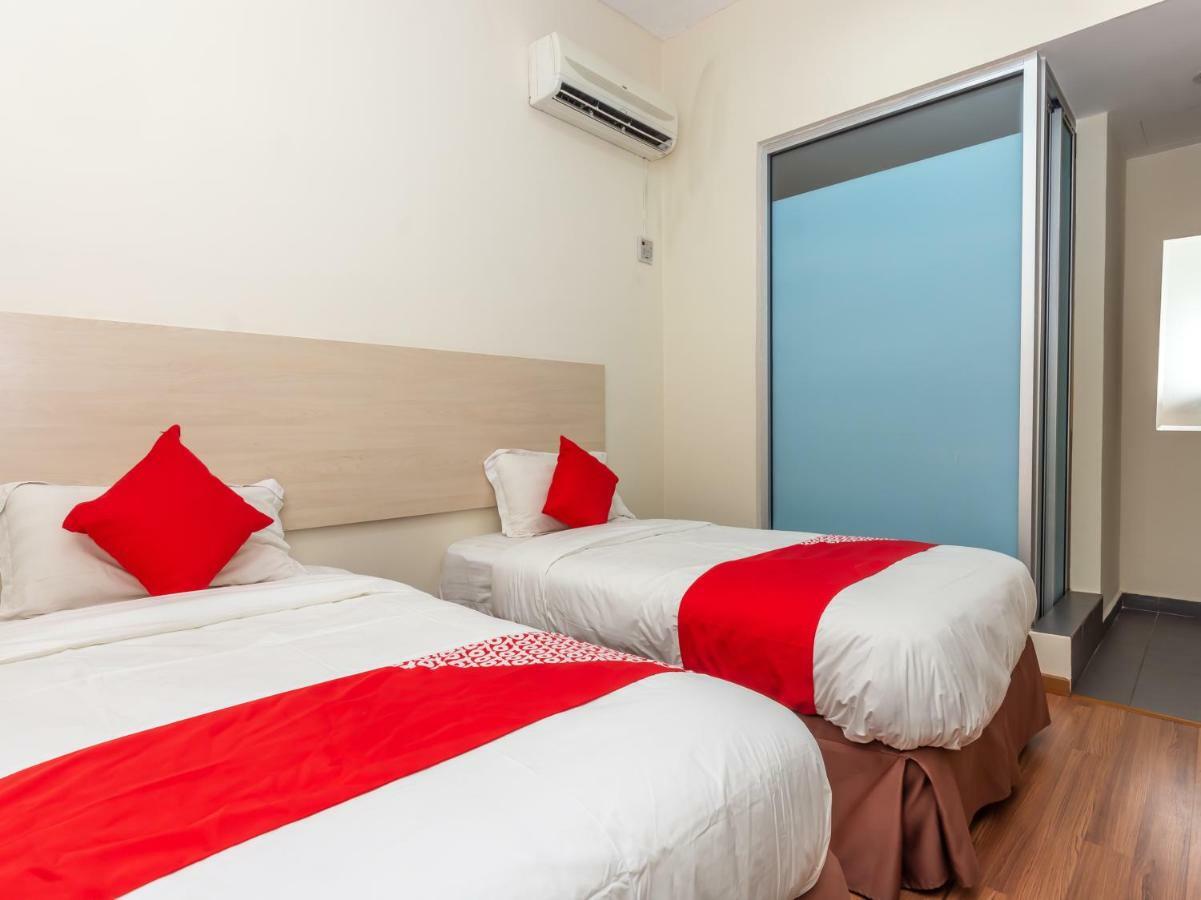 Hotel Oyo 1158 906 Airport Melaka Zewnętrze zdjęcie