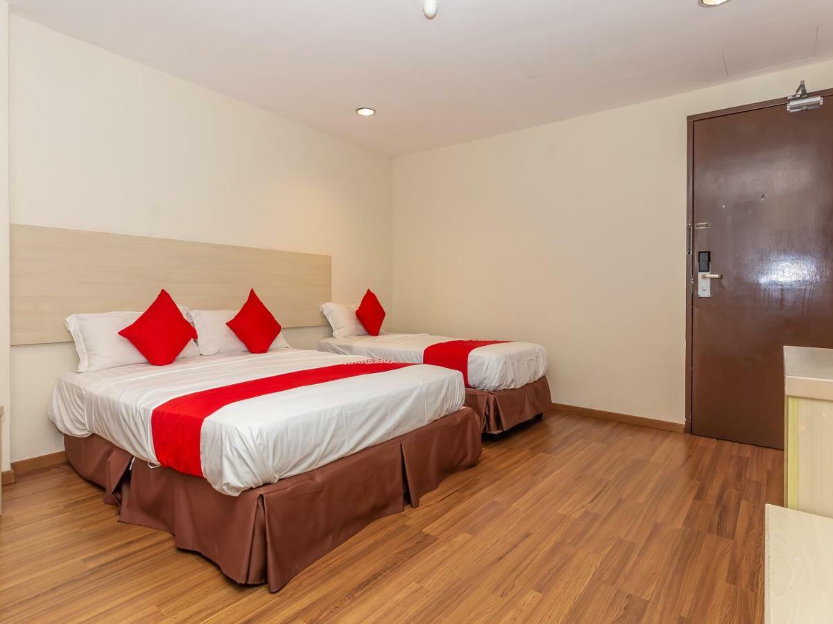 Hotel Oyo 1158 906 Airport Melaka Zewnętrze zdjęcie