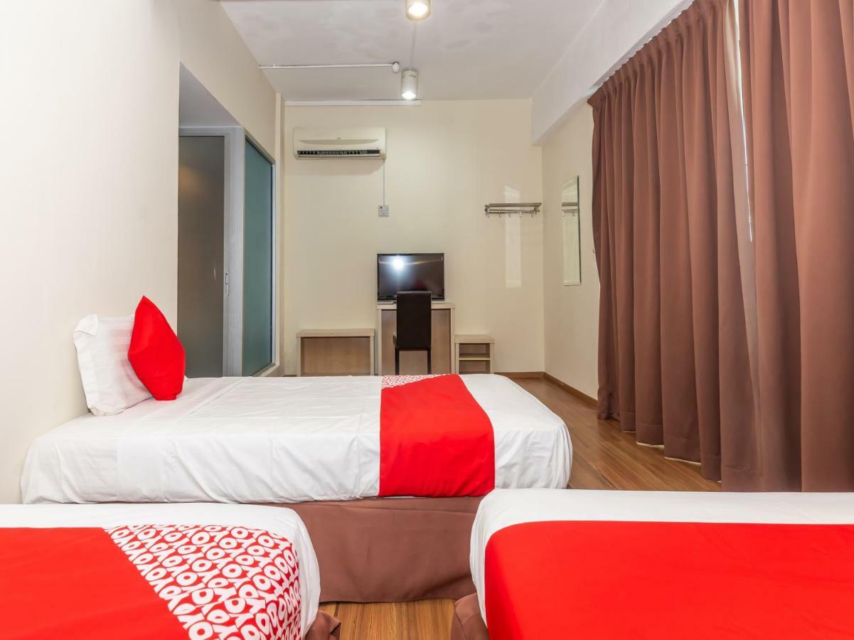 Hotel Oyo 1158 906 Airport Melaka Zewnętrze zdjęcie