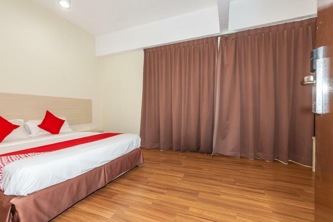 Hotel Oyo 1158 906 Airport Melaka Zewnętrze zdjęcie