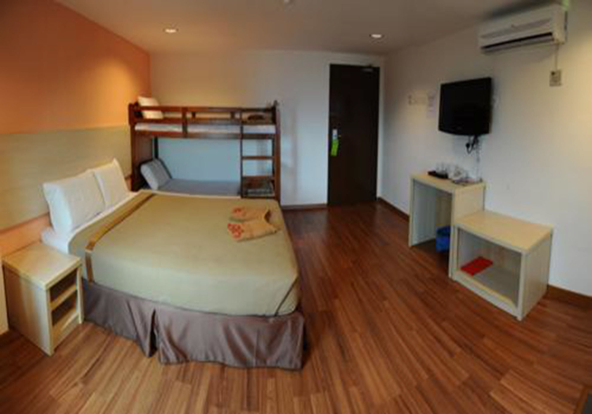 Hotel Oyo 1158 906 Airport Melaka Zewnętrze zdjęcie