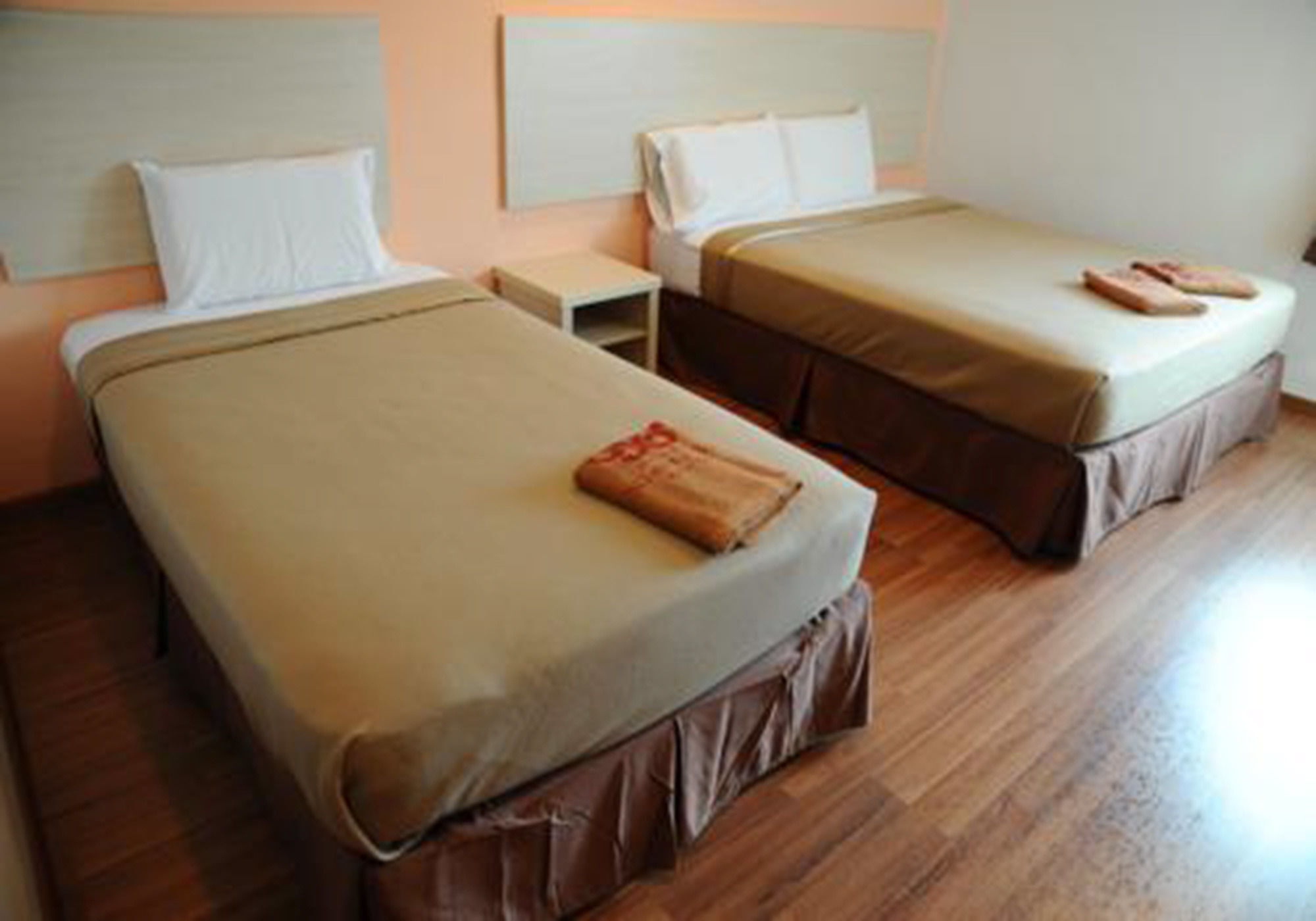 Hotel Oyo 1158 906 Airport Melaka Zewnętrze zdjęcie